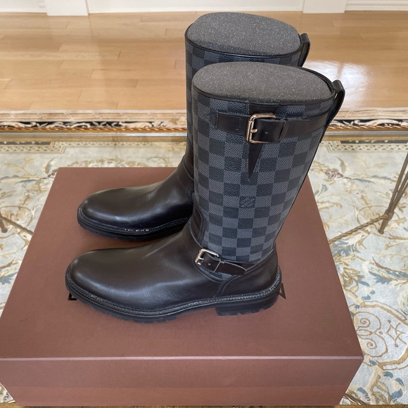 LOUIS VUITTON DAMIER GRAPHITE MEN’S BOOTS. RATE. NIB. LV SIZE 8. - Picture 4 of 5